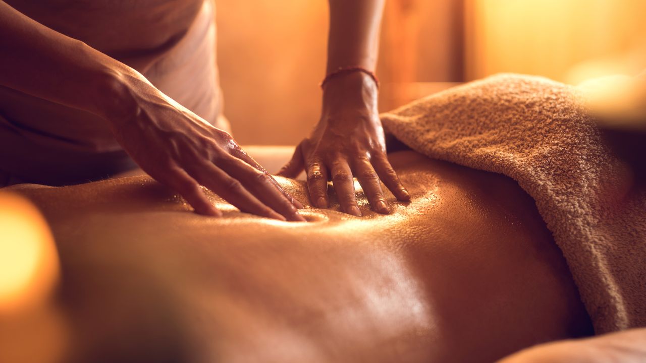 Vibrationsmassage: So boostest Du Deine Regeneration